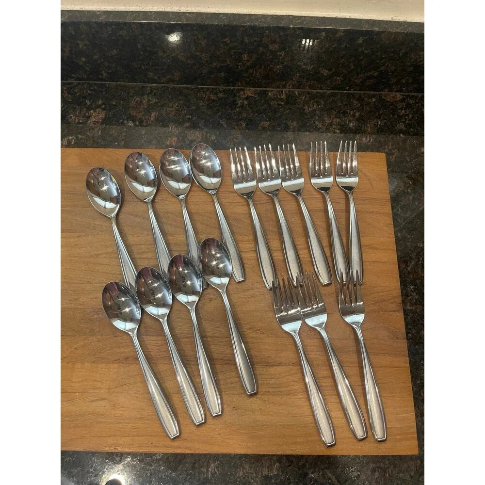 Oneida Satin Bristol / Everdale - 38-Piece Flatware Set